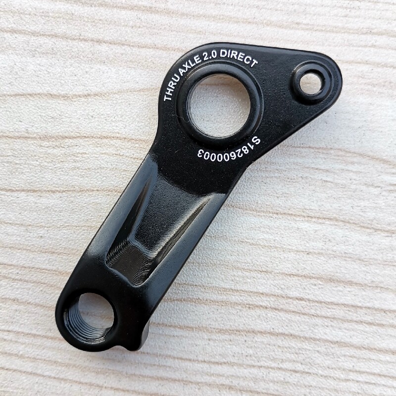 قطعة غيار مخصصة لدراجات سبيشلا - مراجعة Derailleur Hanger Direct وسعره